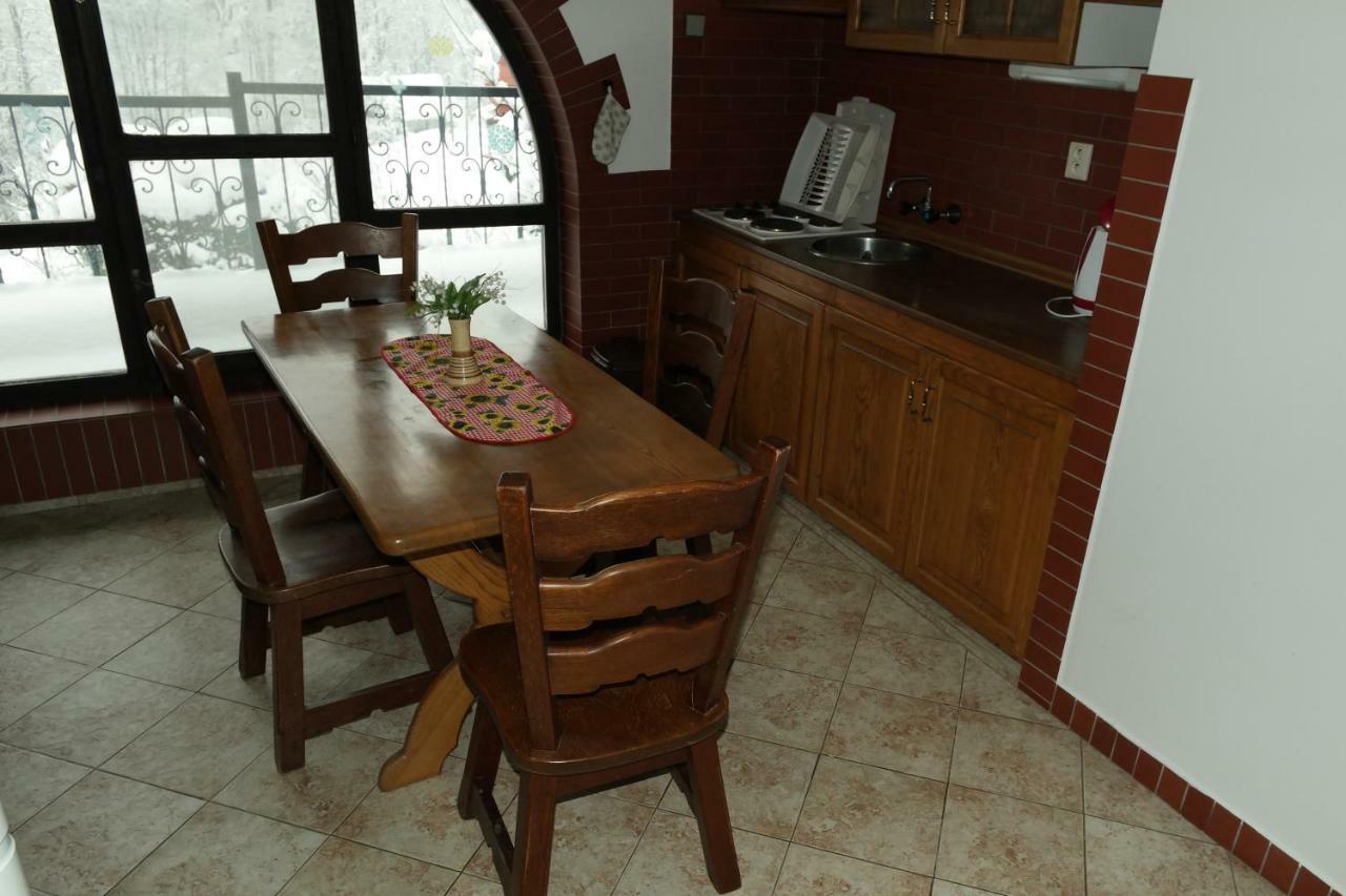 Apartmany Sedek Roprachtice Exterior foto